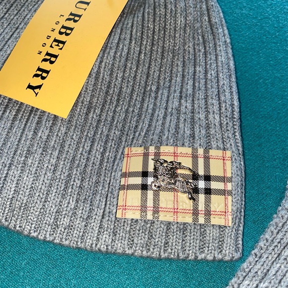 Hat/Scarf Set (PLEASE READ) - Picture 3 of 3